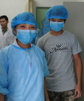 导医指引走向手术室